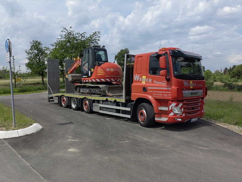 DAF CF 440 mit Rampe
