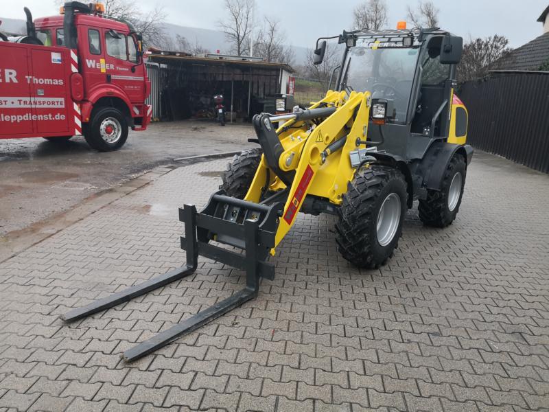 Radlader mit Gabel