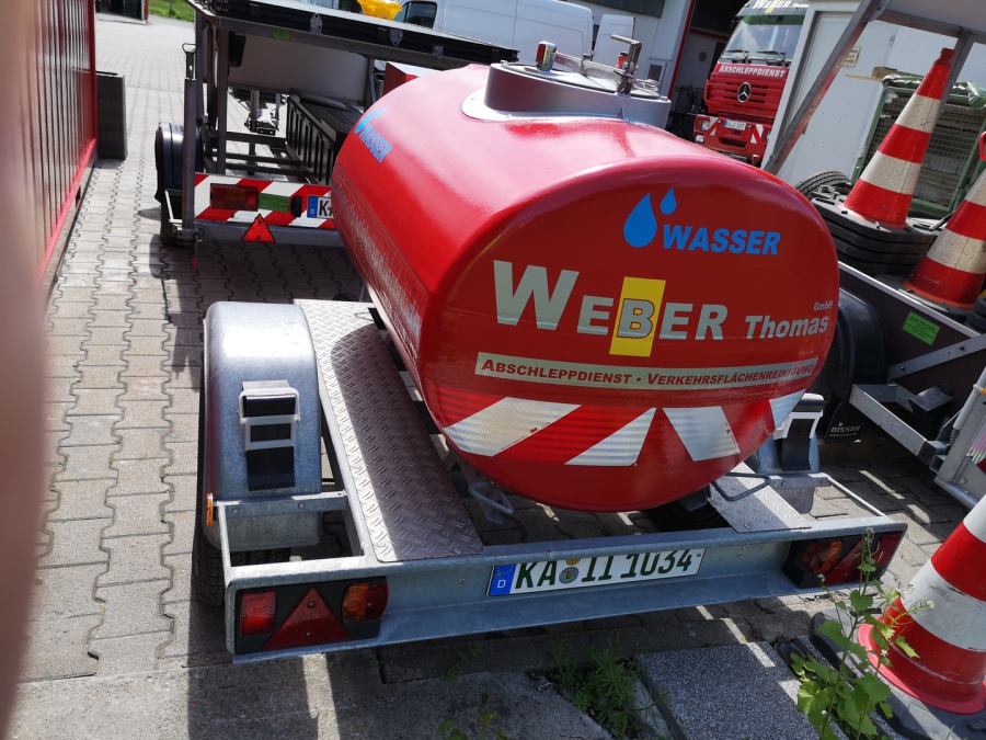 Wassertankanhänger 700L